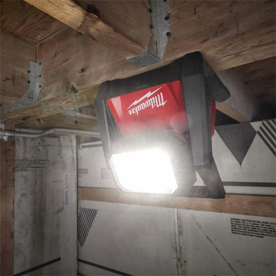 M18 High Output Area Light