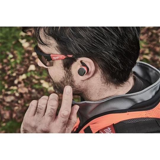 Milwaukee USB Rechargable buds with Blue Tooth