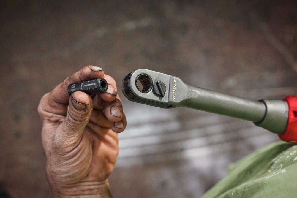 M12 Fuel Pass Through Ratchet