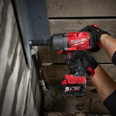 M18 FUEL™ ONE-KEY™ ¾″ HIGH TORQUE IMPACT WRENCH WITH FRICTION RING