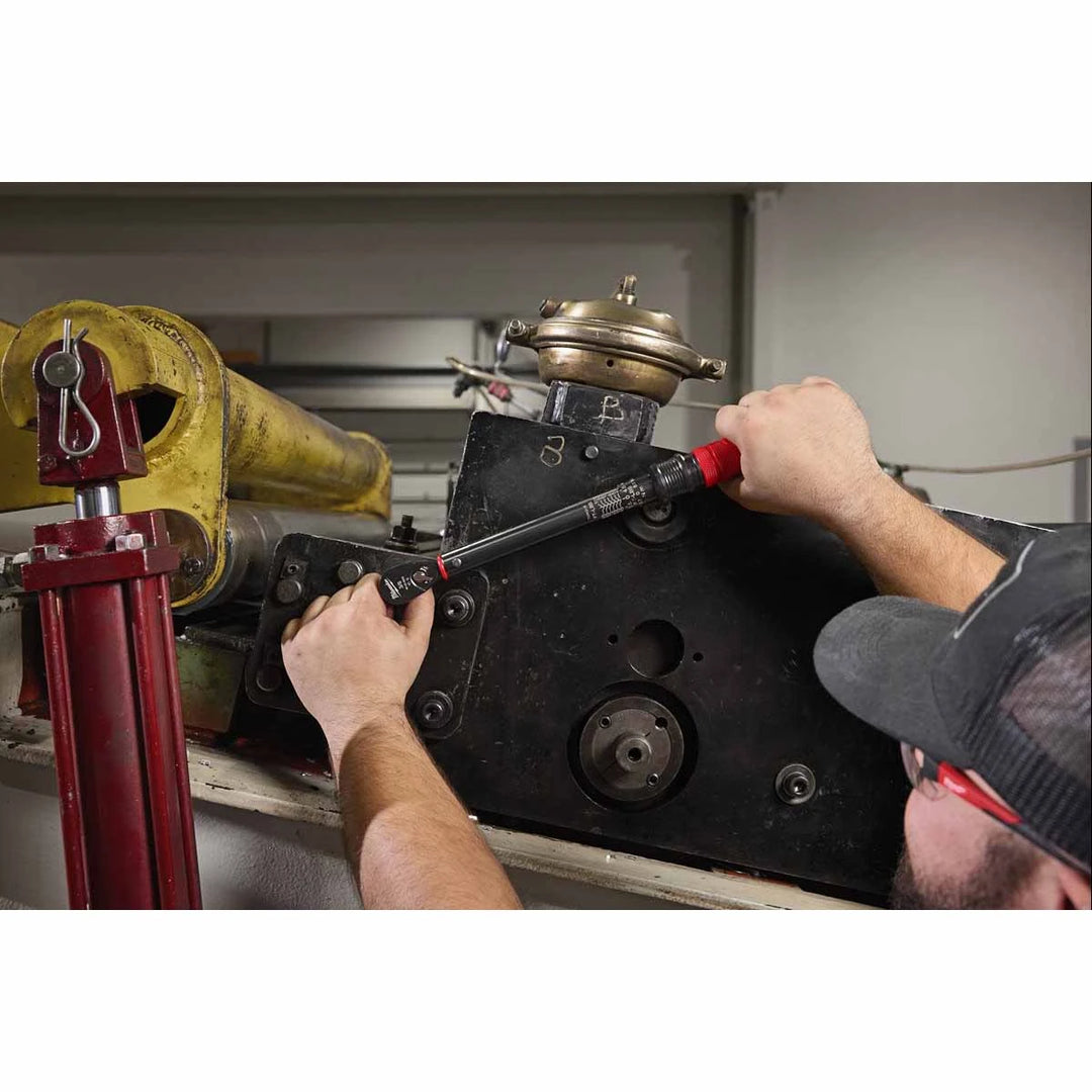 Milwaukee 3/8 " Drive Click Torque Wrench